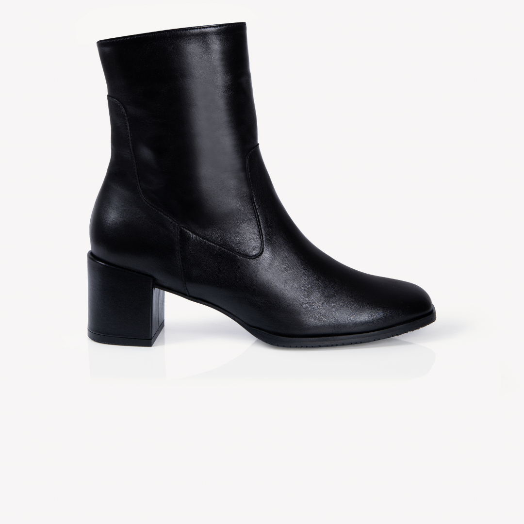 Queenie Leather Ankle Boots