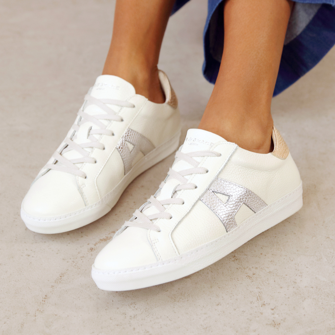 Cru Signature Trainers Off White Silver & Gold