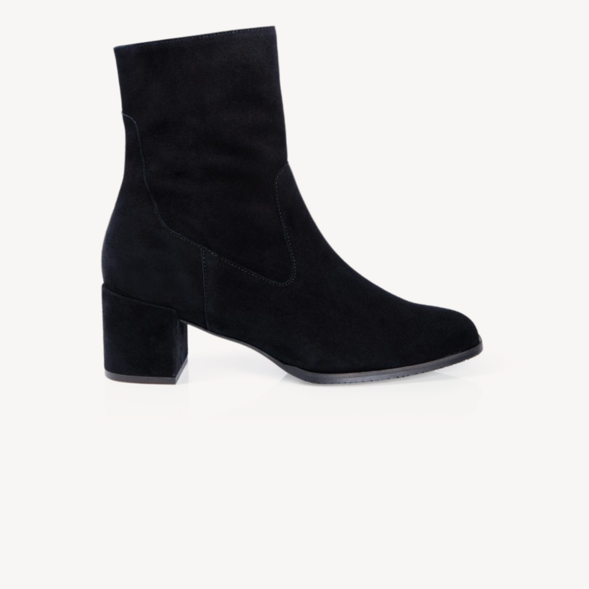 Queenie Ankle Boots Suede